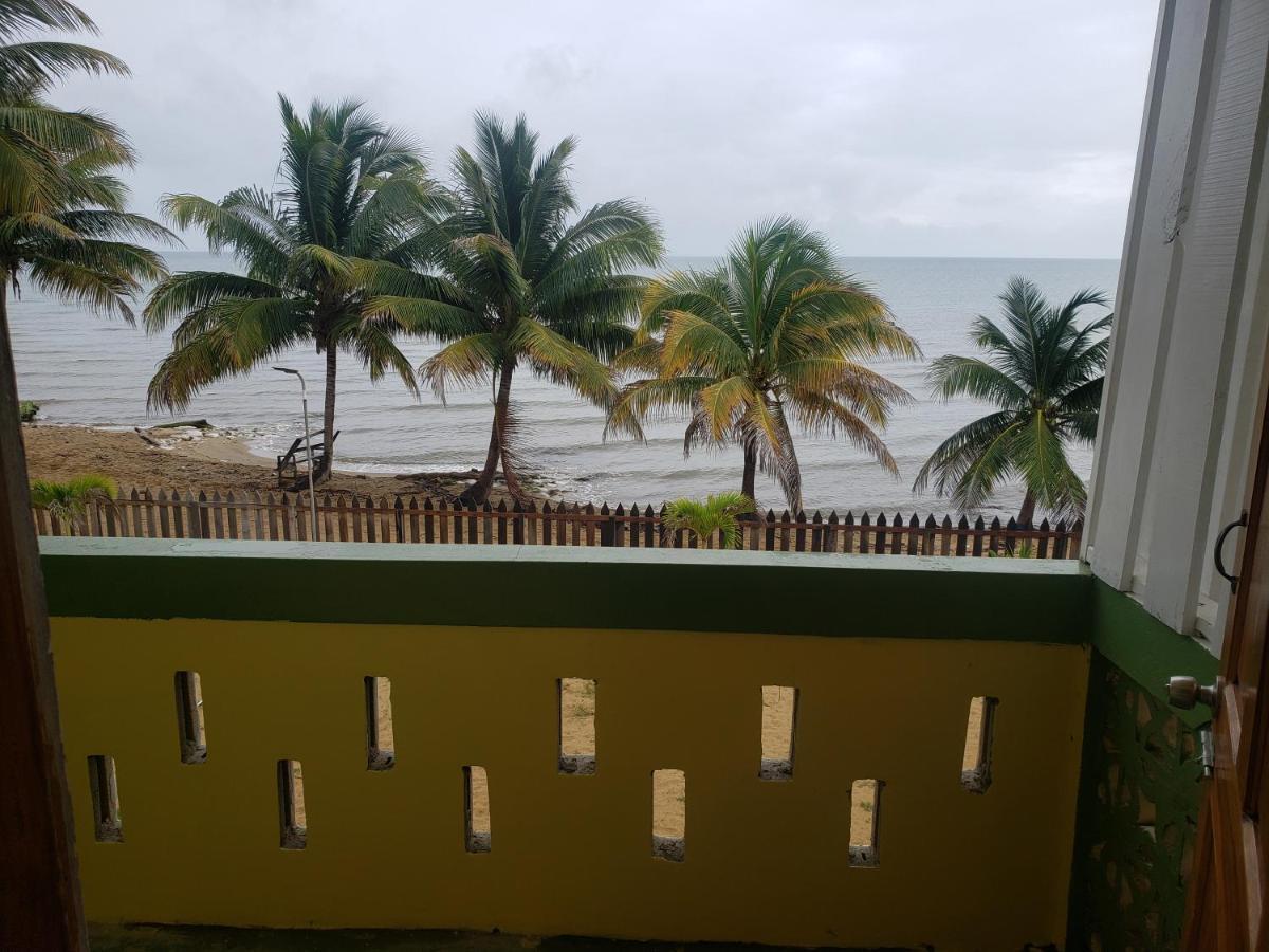 Pal'S On The Beach - Dangriga, Belize Exterior foto